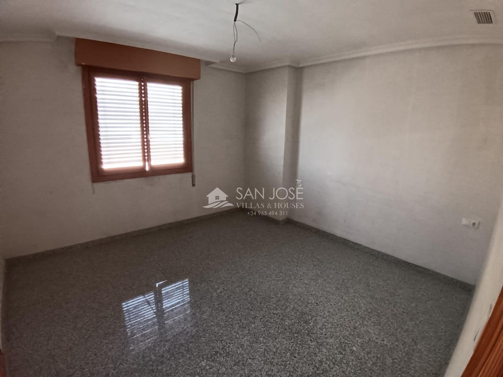 8 camera da letto Commerciale in vendita in Monforte del Cid con garage - 331.000 € (Rif: 9311095)