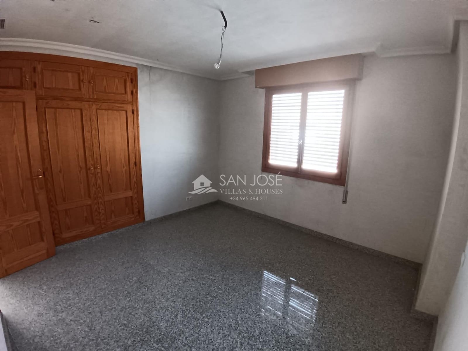 8 camera da letto Commerciale in vendita in Monforte del Cid con garage - 331.000 € (Rif: 9311095)