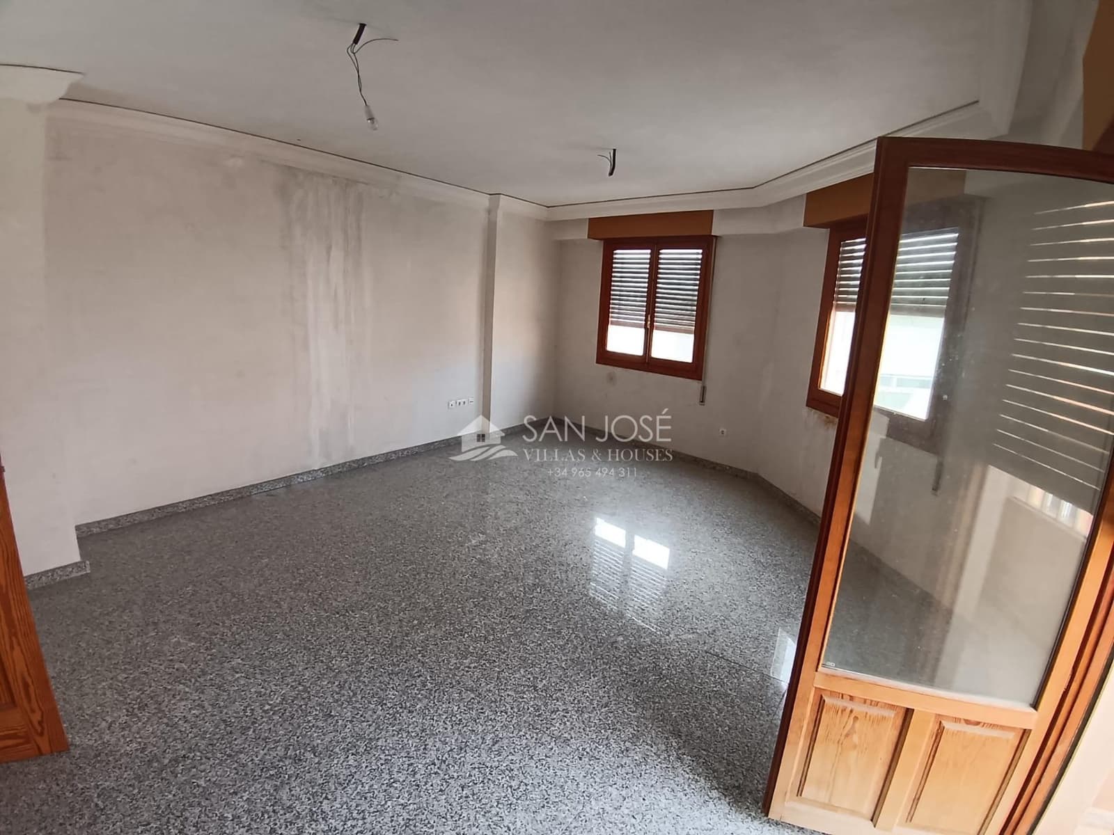 8 camera da letto Commerciale in vendita in Monforte del Cid con garage - 331.000 € (Rif: 9311095)