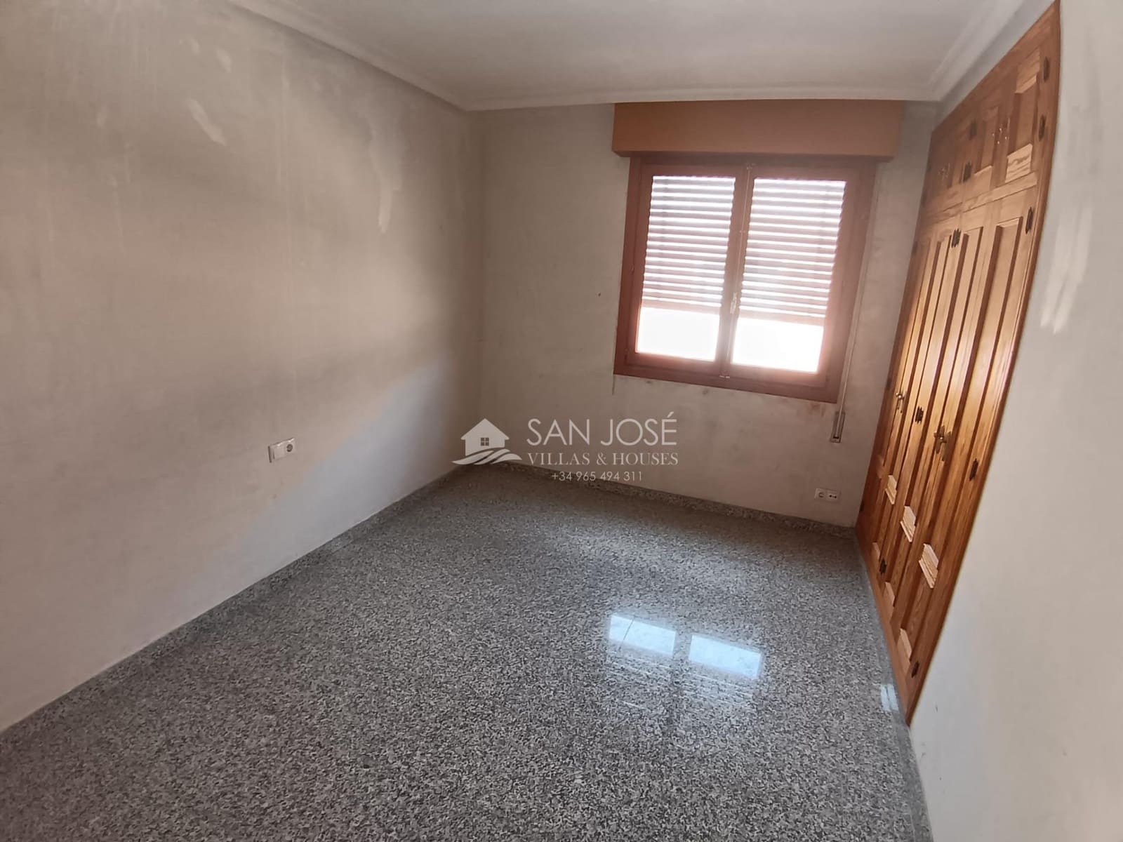 8 camera da letto Commerciale in vendita in Monforte del Cid con garage - 331.000 € (Rif: 9311095)