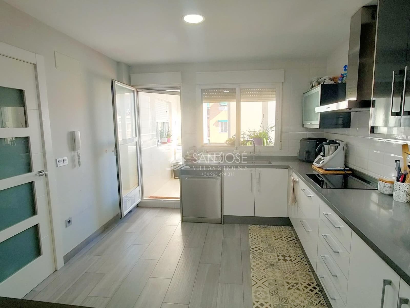 3 soveværelse Lejlighed til salg i Aspe - € 120.000 (Ref: 9330854)