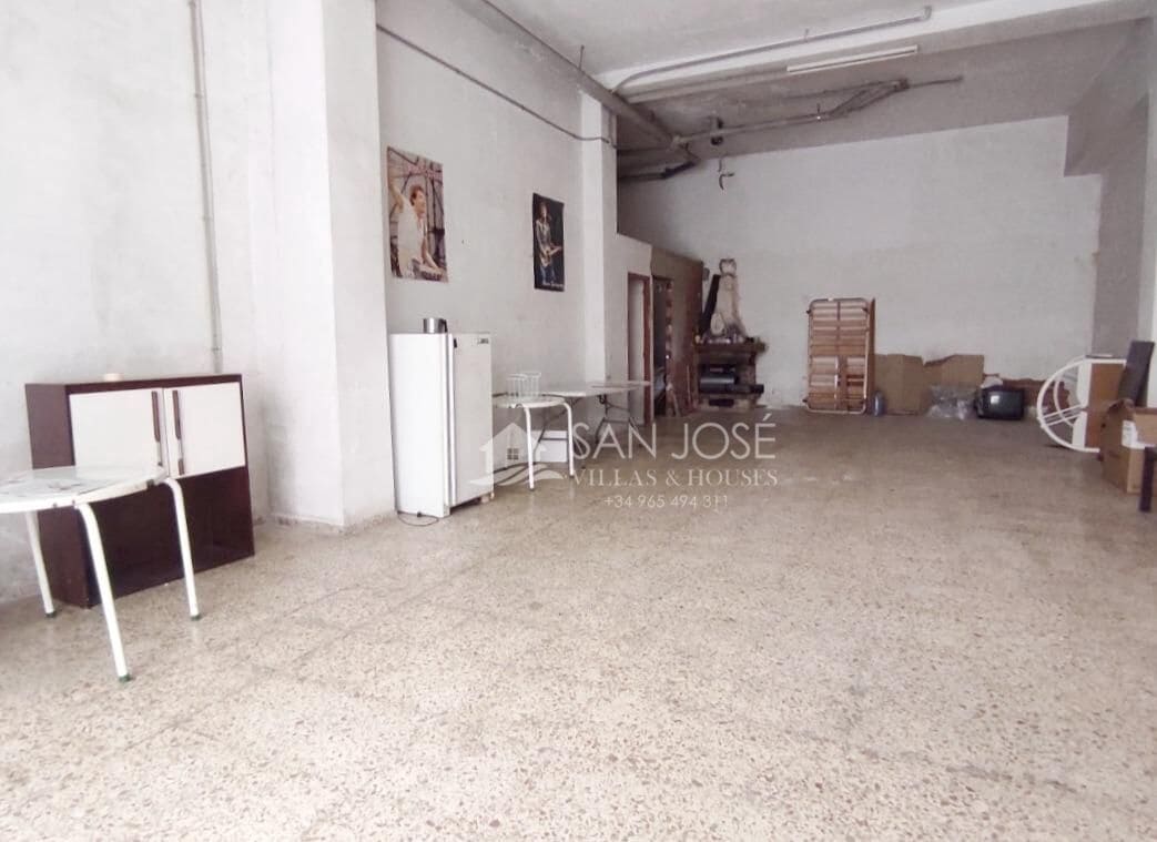 Erhverv til leje i Novelda - € 500 (Ref: 9341102)