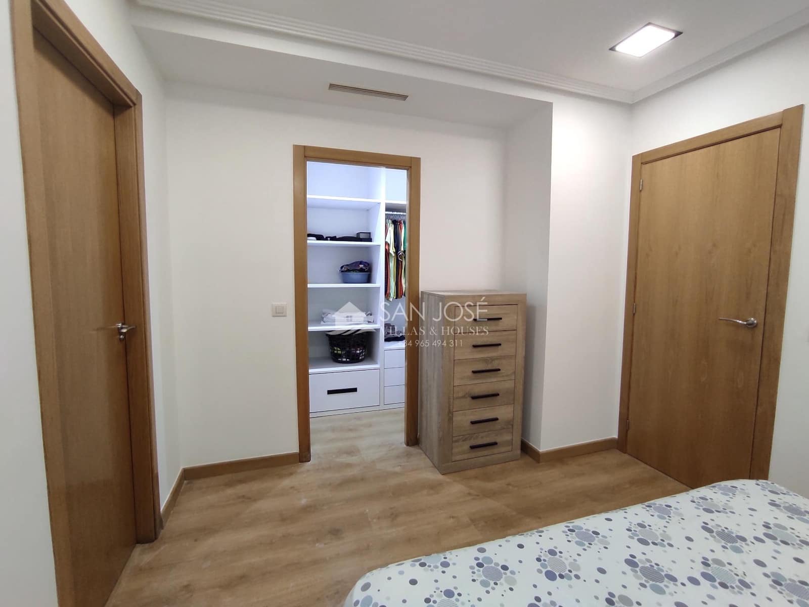 4 chambre Bungalow à vendre à Monforte del Cid avec garage - 260 000 € (Ref: 9341103)