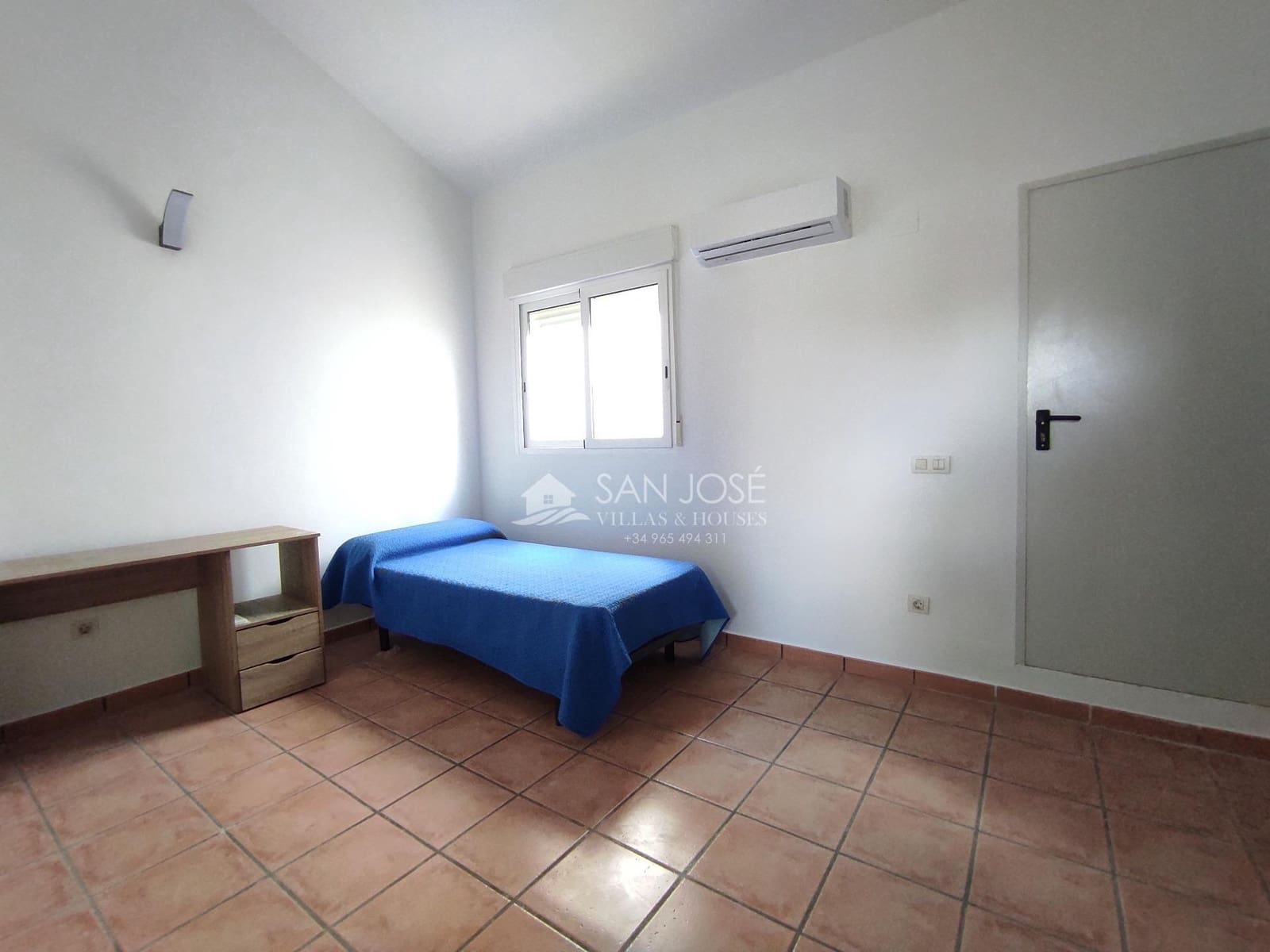 4 chambre Bungalow à vendre à Monforte del Cid avec garage - 260 000 € (Ref: 9341103)