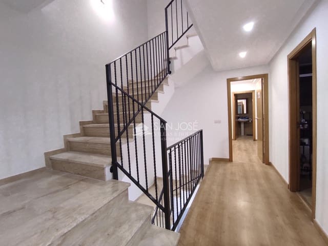 4 soveværelse Bungalow til salg i Monforte del Cid med garage - € 260.000 (Ref: 9341103)