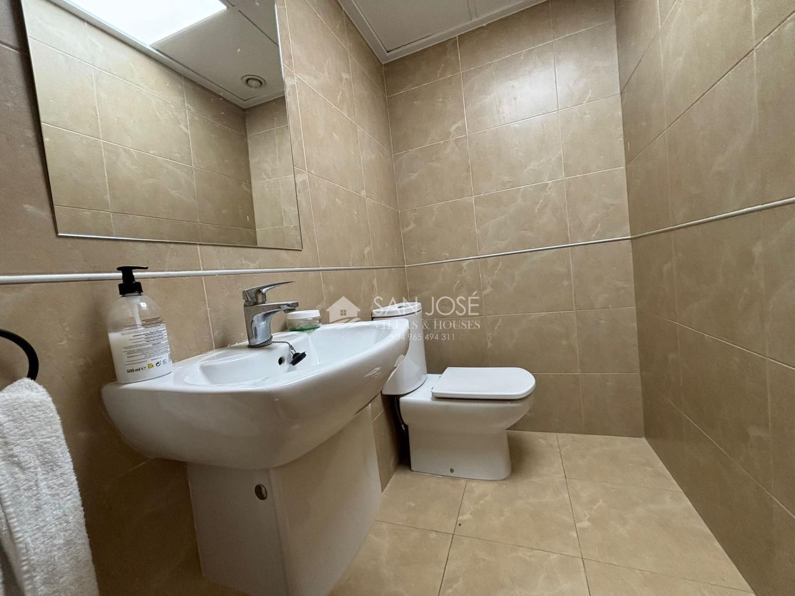 4 chambre Bungalow à vendre à Monforte del Cid avec garage - 260 000 € (Ref: 9341103)