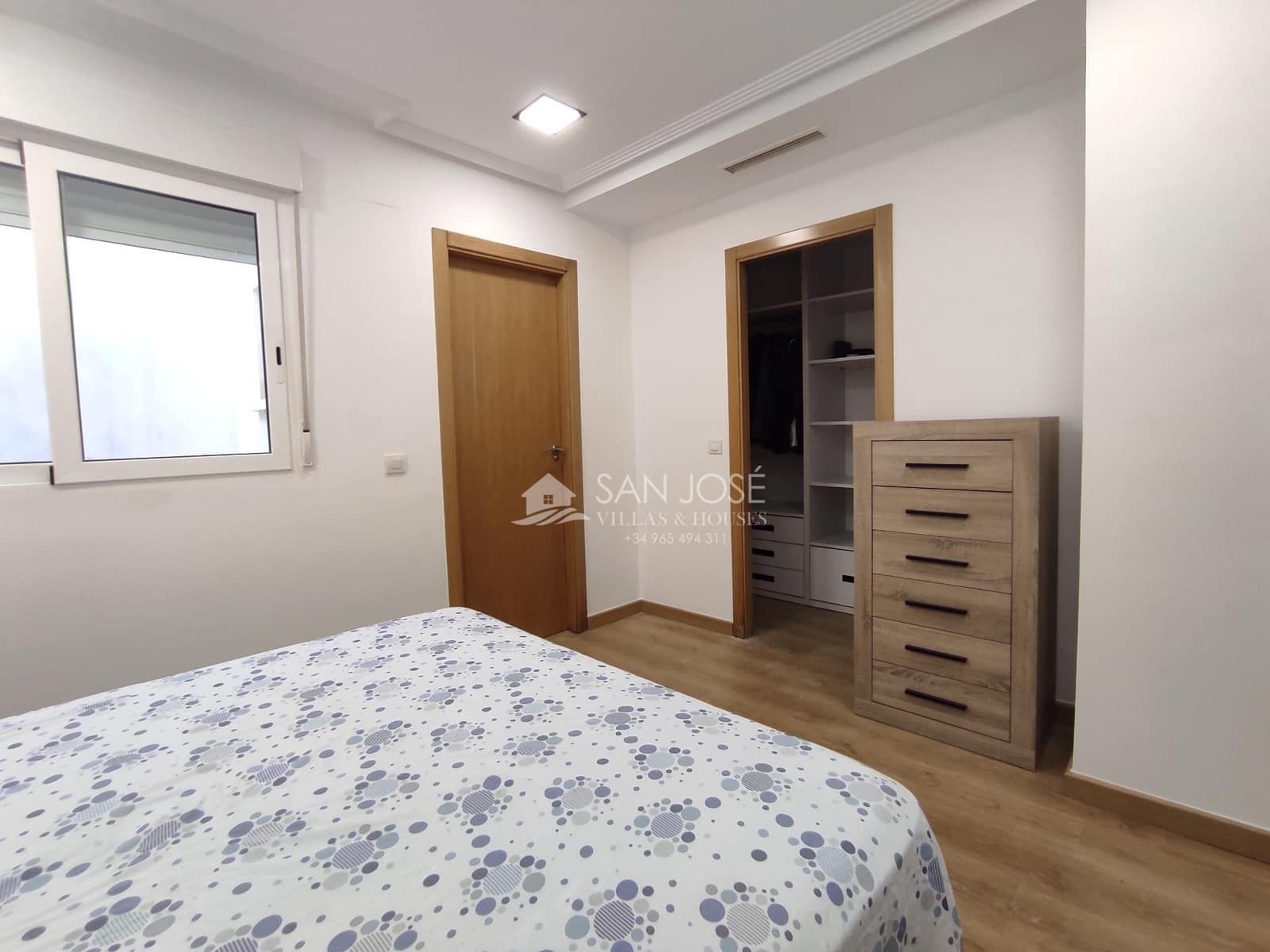 Bungalow de 4 habitaciones en Monforte del Cid en venta con garaje - 256.000 € (Ref: 9341103)