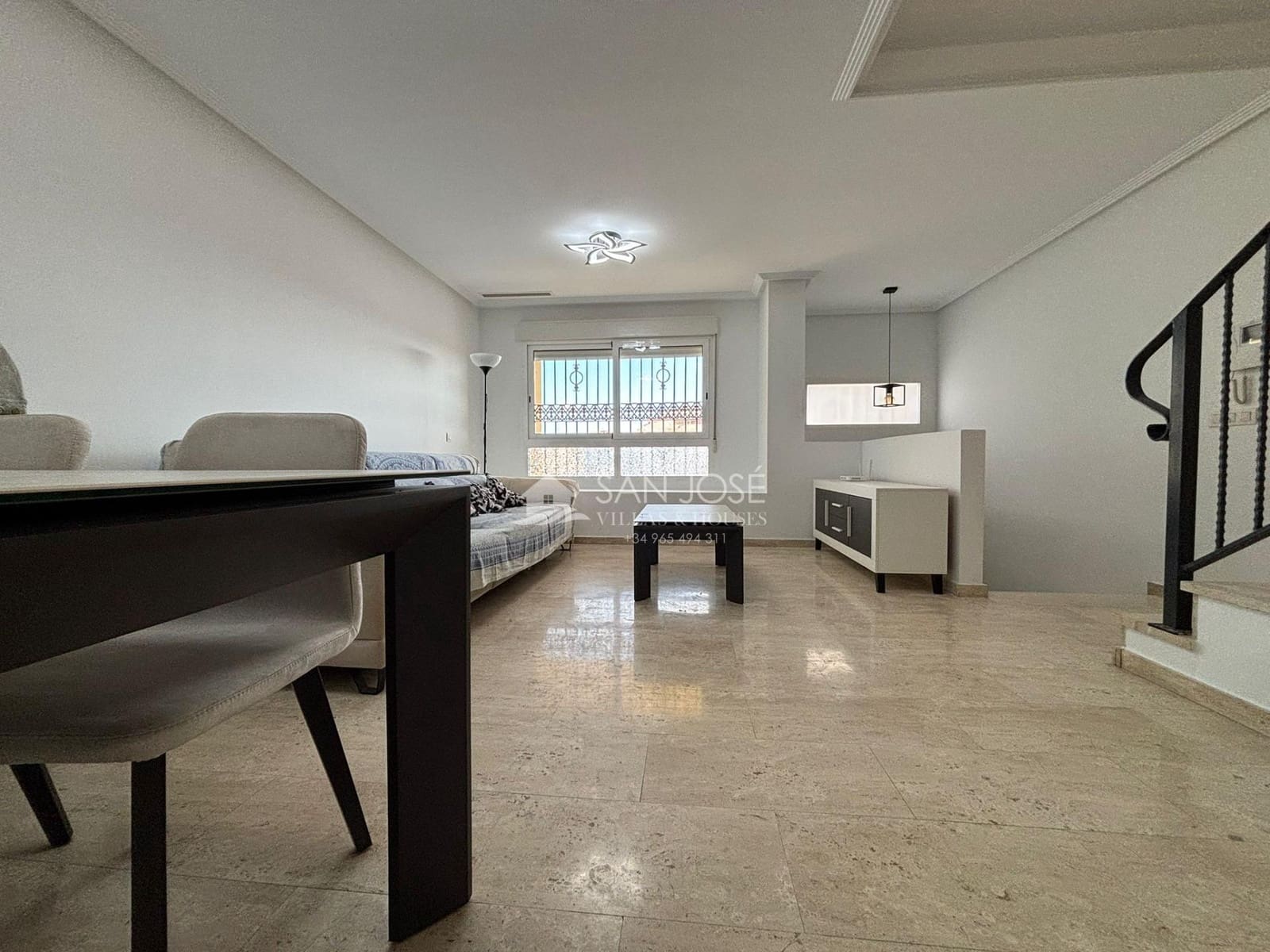 Bungalow de 4 habitaciones en Monforte del Cid en venta con garaje - 256.000 € (Ref: 9341103)