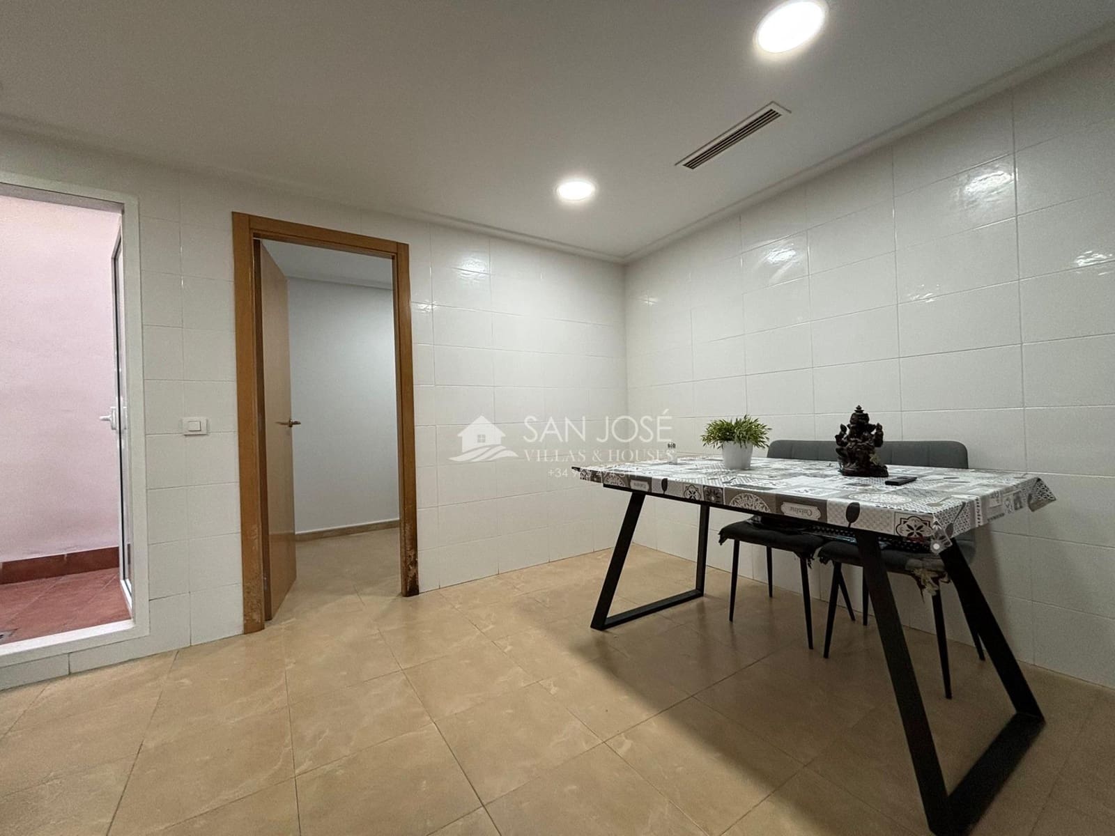 Bungalow de 4 habitaciones en Monforte del Cid en venta con garaje - 256.000 € (Ref: 9341103)