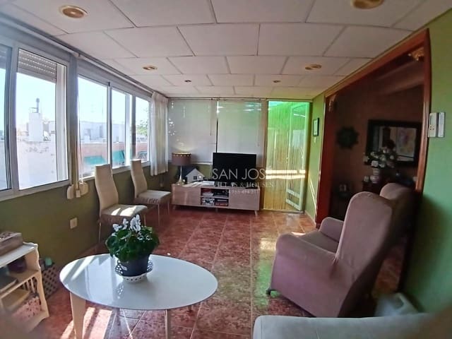 4 soverom Penthouse til salgs i Alicante by - € 176 000 (Ref: 9342132)