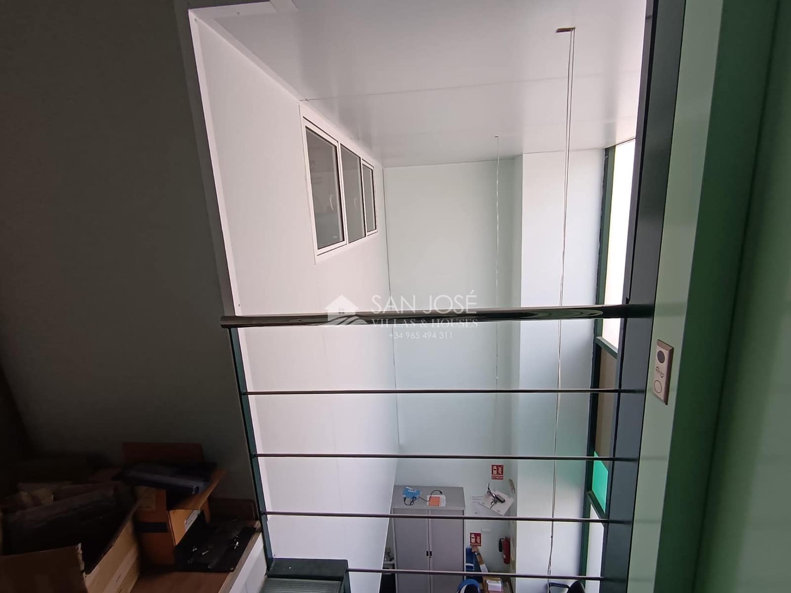 Comercial para venda em Alicante cidade - 265 000 € (Ref: 9344977)