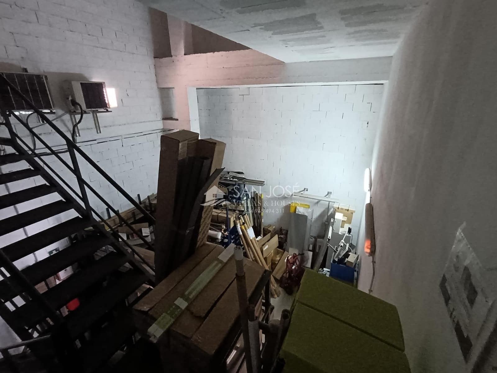 Comercial para venda em Alicante cidade - 265 000 € (Ref: 9344977)