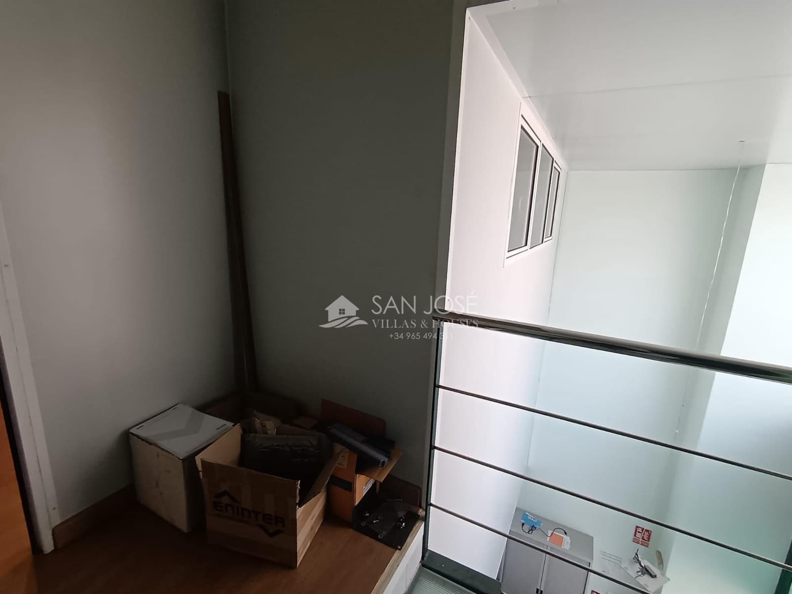 Comercial para venda em Alicante cidade - 265 000 € (Ref: 9344977)