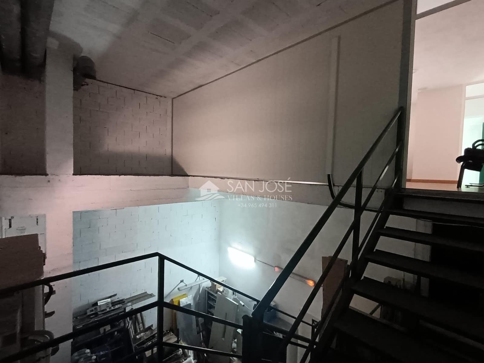 Comercial para venda em Alicante cidade - 265 000 € (Ref: 9344977)