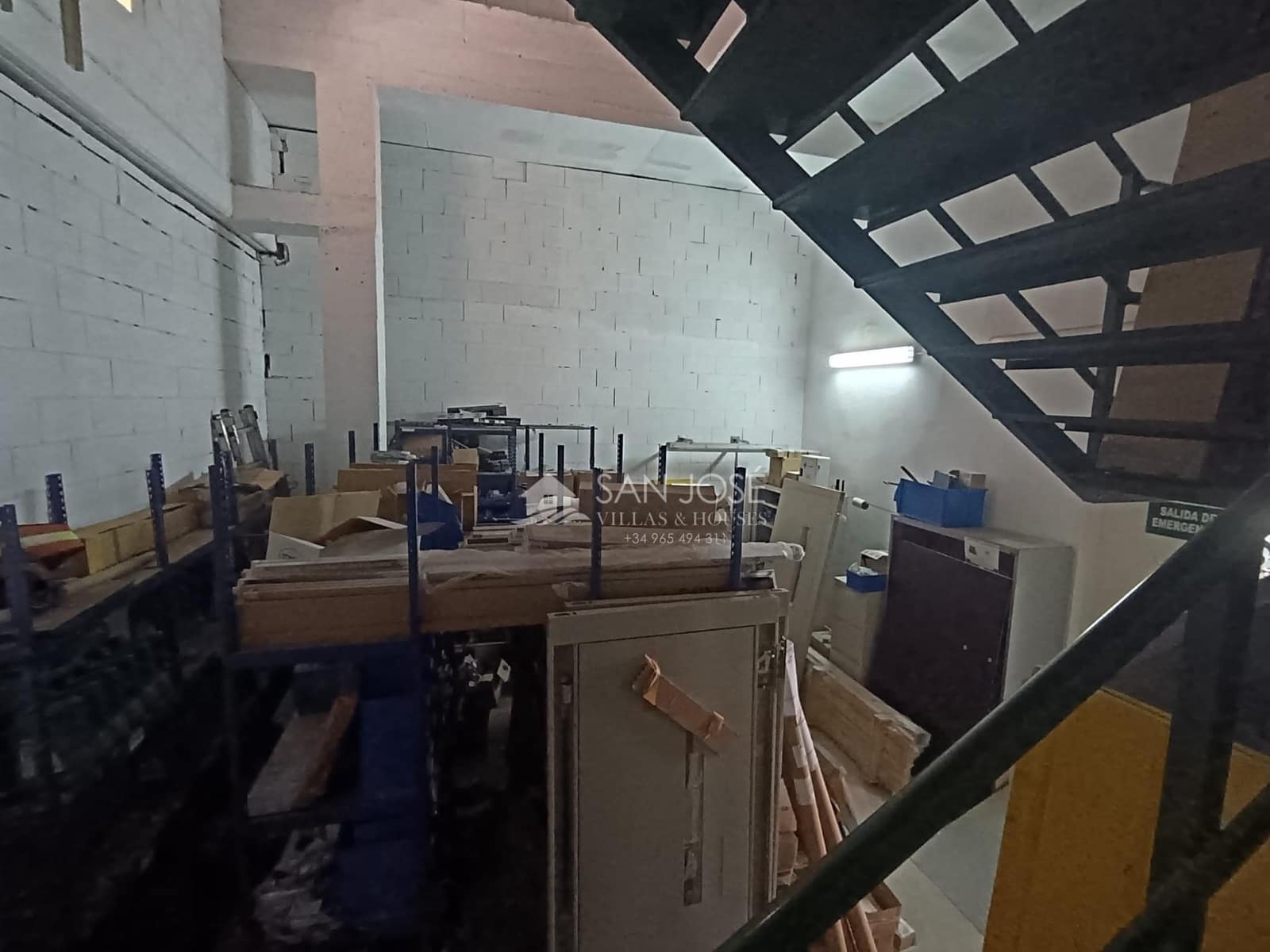 Comercial para venda em Alicante cidade - 265 000 € (Ref: 9344977)