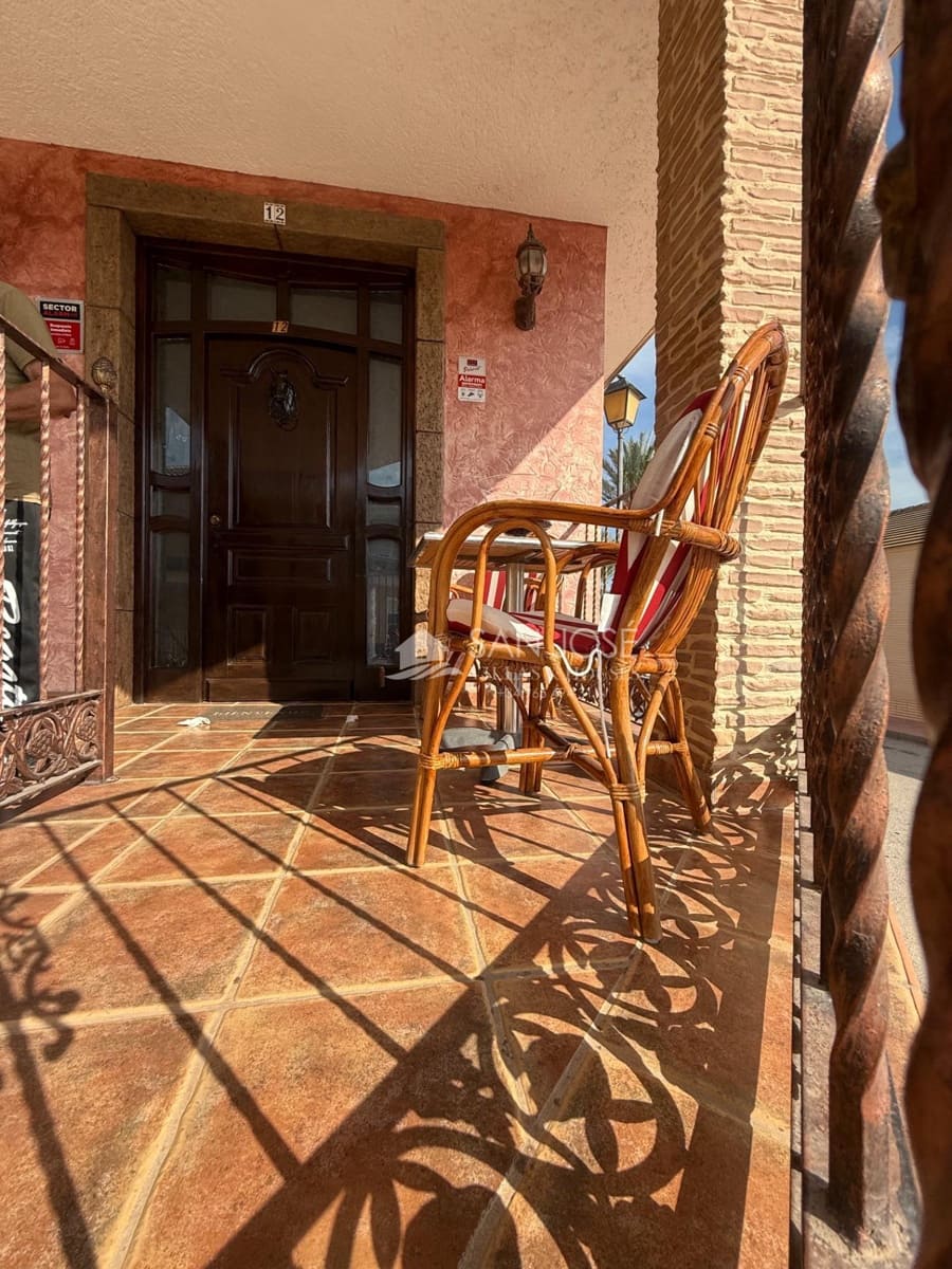 7 sypialnia Dom szeregowy na sprzedaż w Daya Nueva z basenem garażem - 425 000 € (Ref: 9362539)