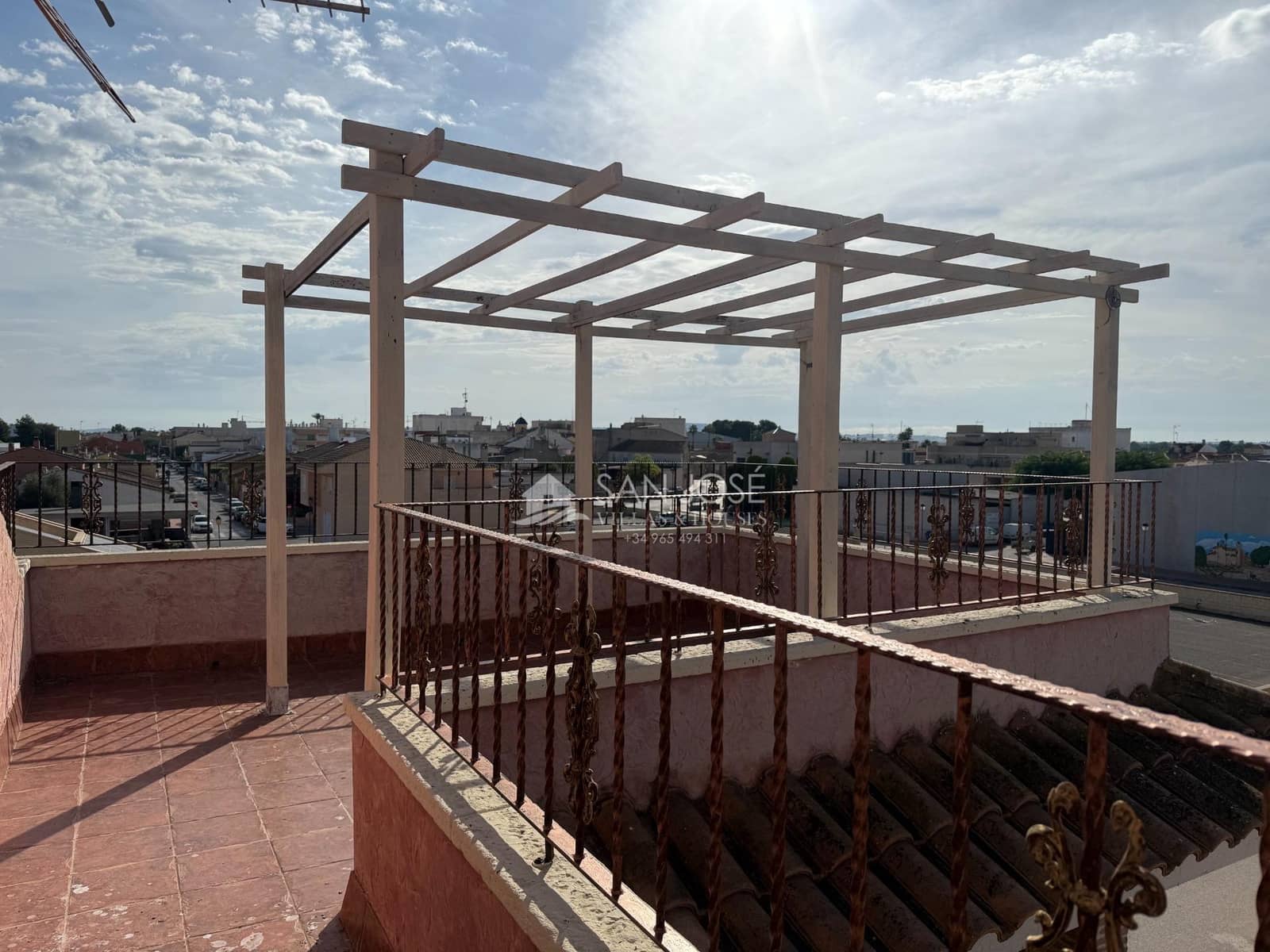 7 sypialnia Dom szeregowy na sprzedaż w Daya Nueva z basenem garażem - 425 000 € (Ref: 9362539)