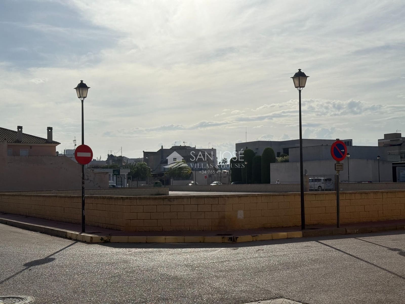 7 sypialnia Dom szeregowy na sprzedaż w Daya Nueva z basenem garażem - 425 000 € (Ref: 9362539)