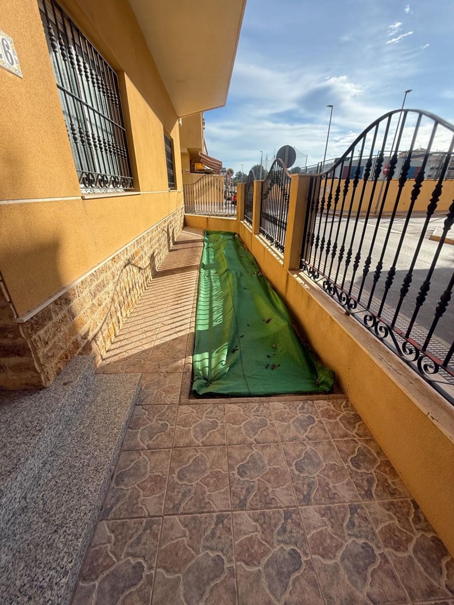 5 soverom Rekkehus til salgs i Formentera del Segura med garasje - € 307 545 (Ref: 9362540)