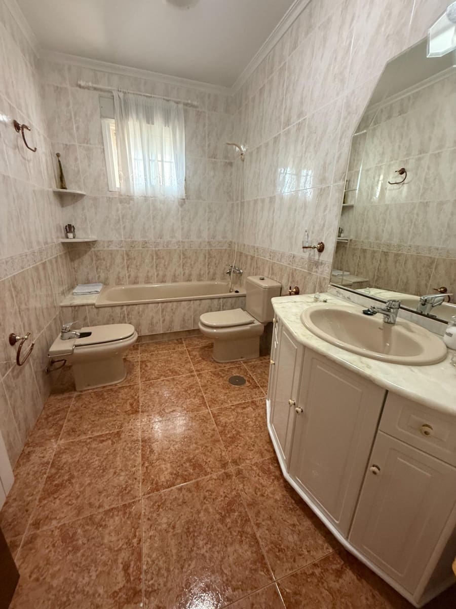 5 soverom Rekkehus til salgs i Formentera del Segura med garasje - € 307 545 (Ref: 9362540)