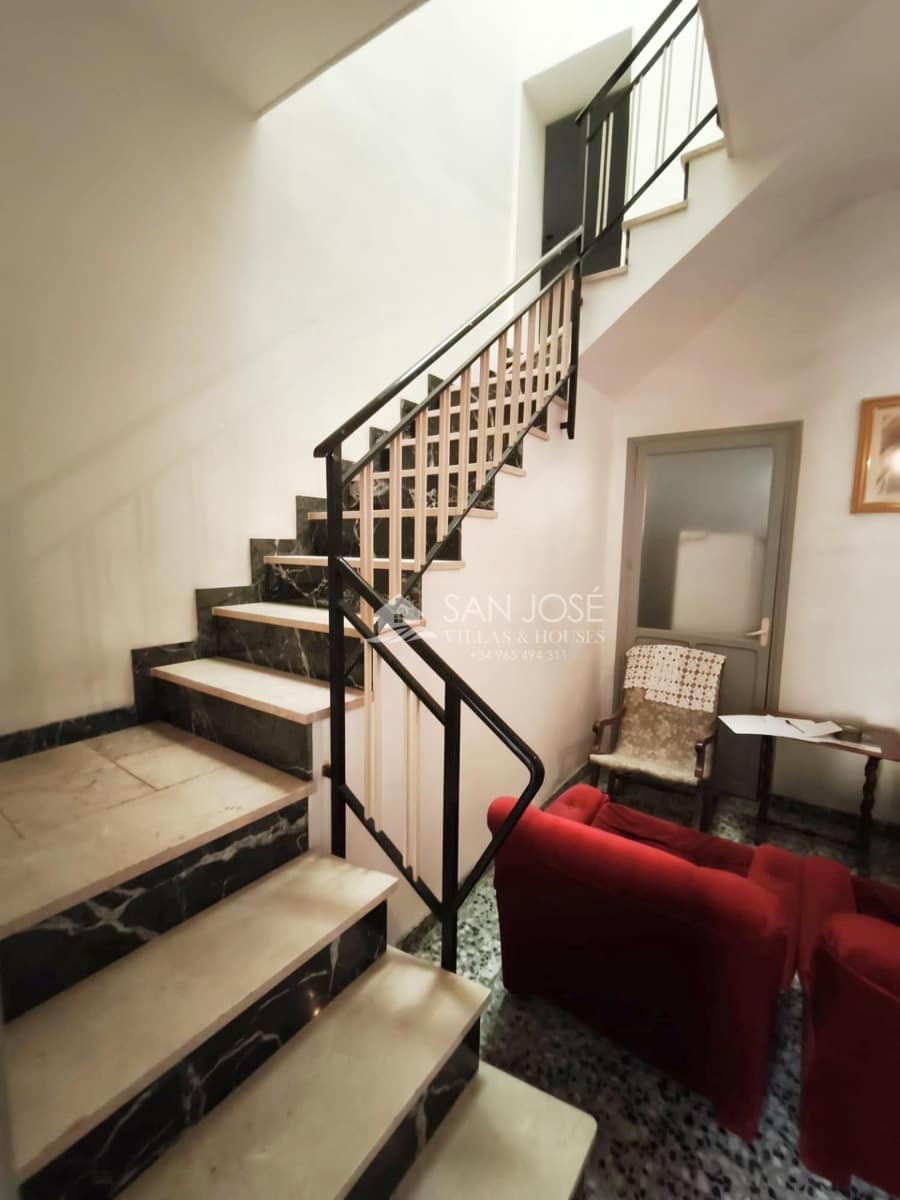 5 slaapkamer Huis te koop in Aspe - € 98.500 (Ref: 9383107)