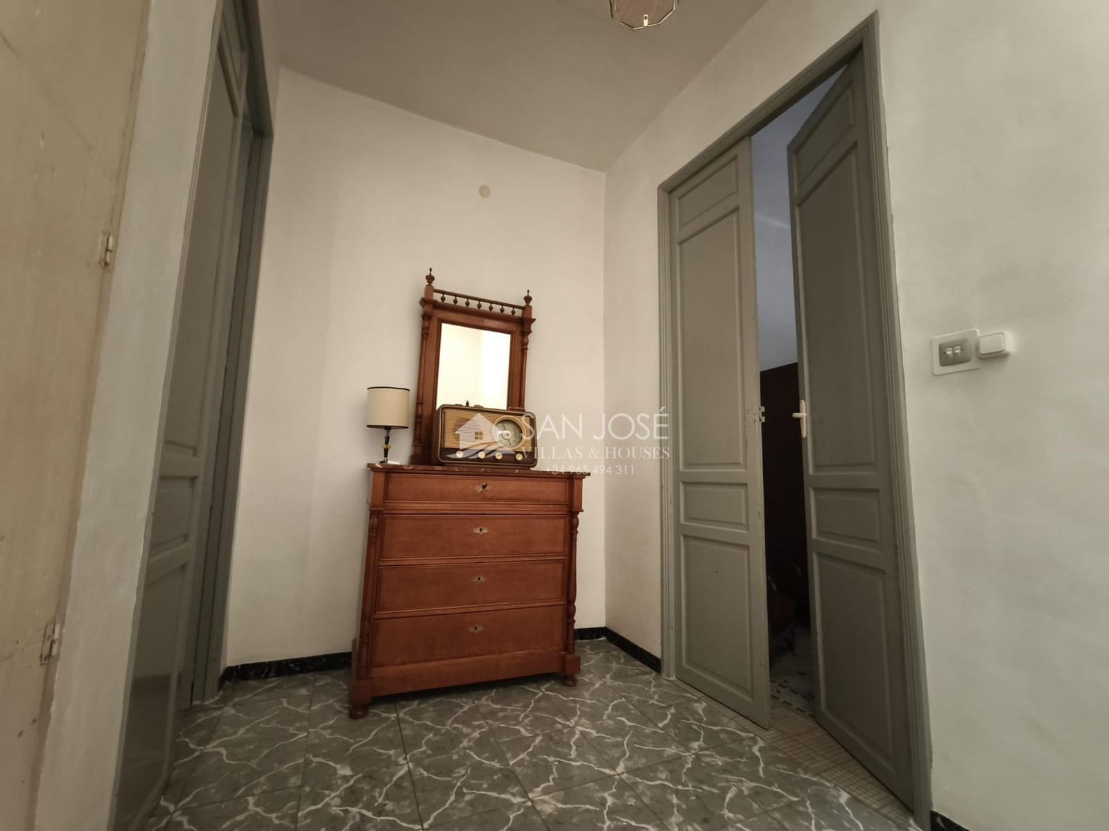 5 slaapkamer Huis te koop in Aspe - € 98.500 (Ref: 9383107)