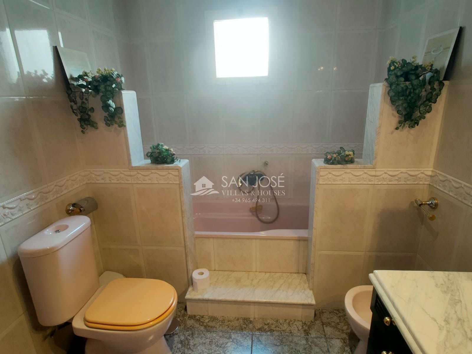 4 bedroom Flat for sale in Aspe - € 157,260 (Ref: 9390578)