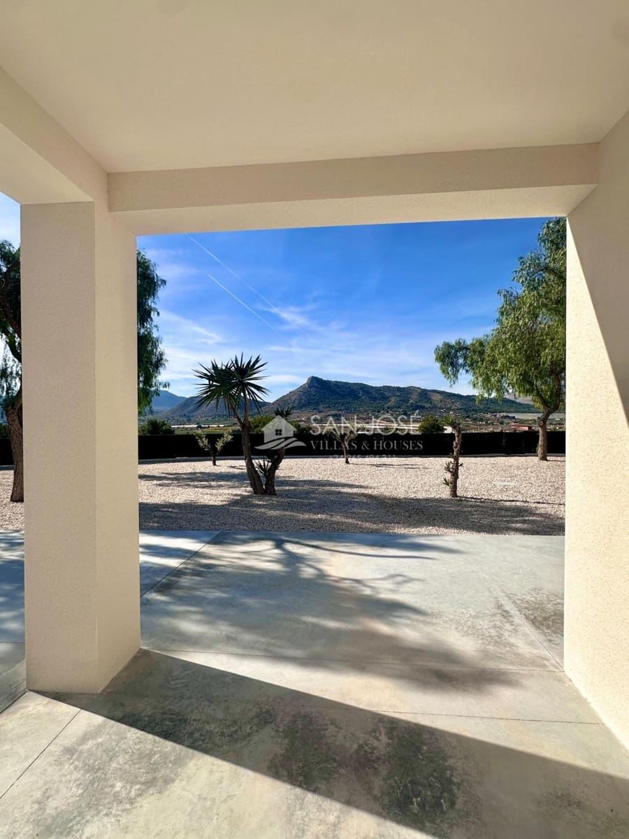 Chalet de 3 habitaciones en Aspe en venta - 270.000 € (Ref: 9393970)