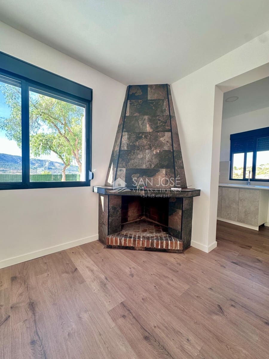 Chalet de 3 habitaciones en Aspe en venta - 270.000 € (Ref: 9393970)