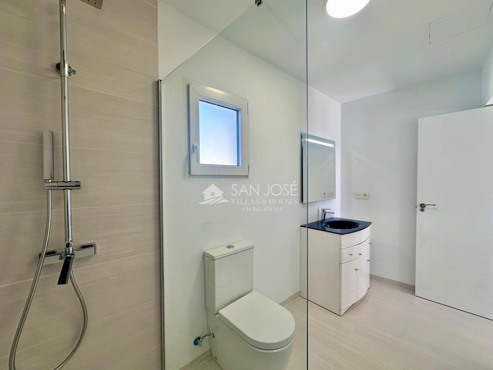 Chalet de 3 habitaciones en Aspe en venta - 270.000 € (Ref: 9393970)