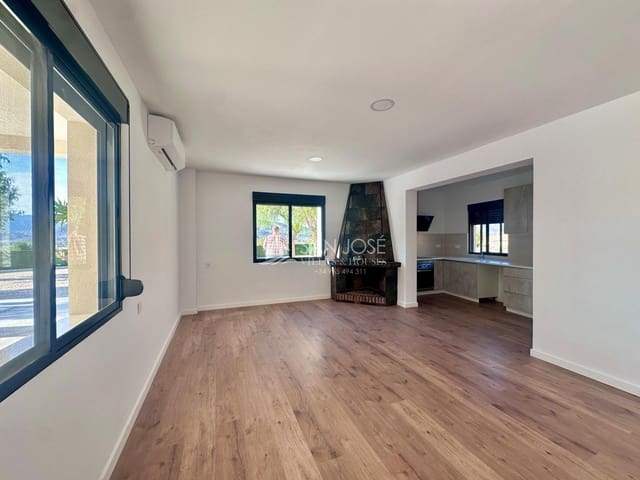 Chalet de 3 habitaciones en Aspe en venta - 270.000 € (Ref: 9393970)