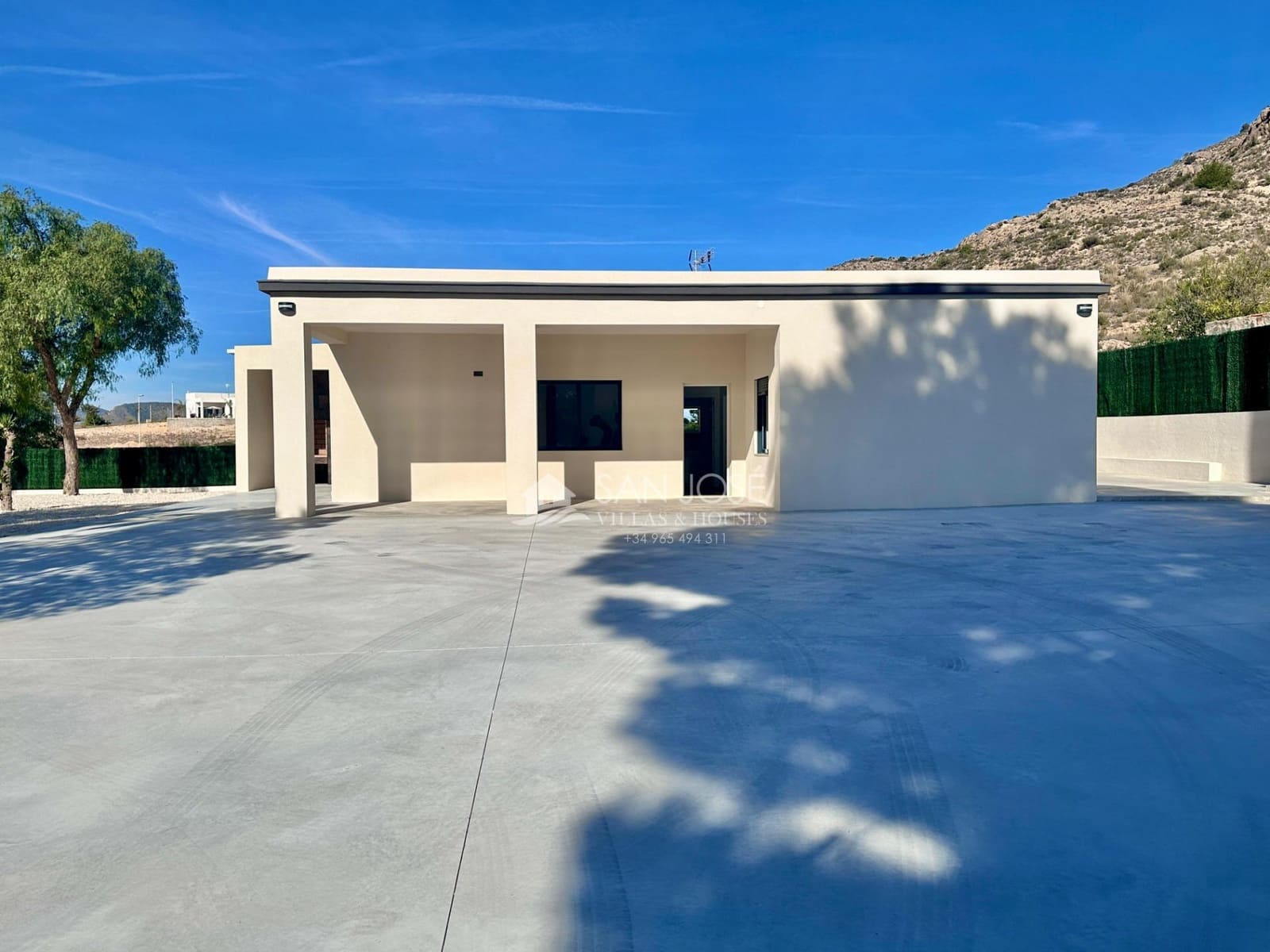 Chalet de 3 habitaciones en Aspe en venta - 270.000 € (Ref: 9393970)