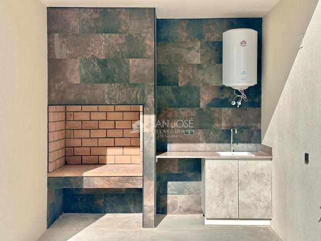 Chalet de 3 habitaciones en Aspe en venta - 270.000 € (Ref: 9393970)