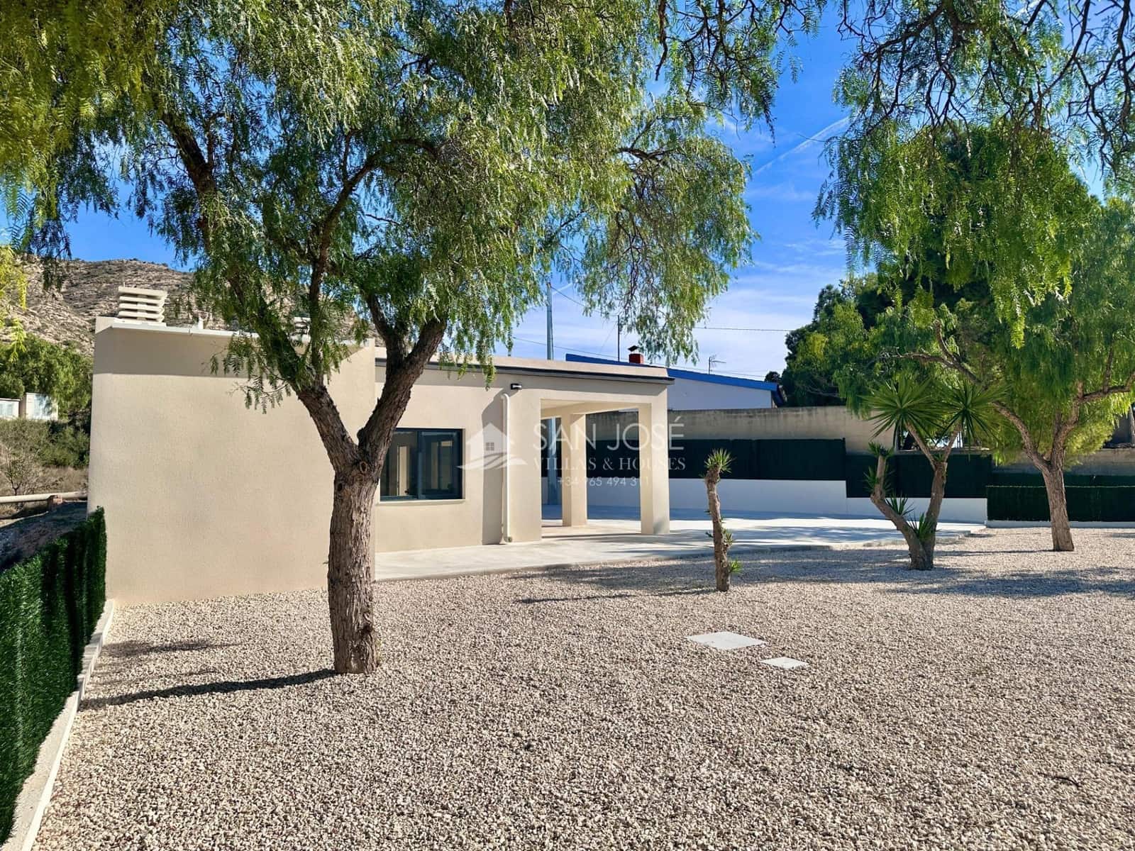 Chalet de 3 habitaciones en Aspe en venta - 270.000 € (Ref: 9393970)