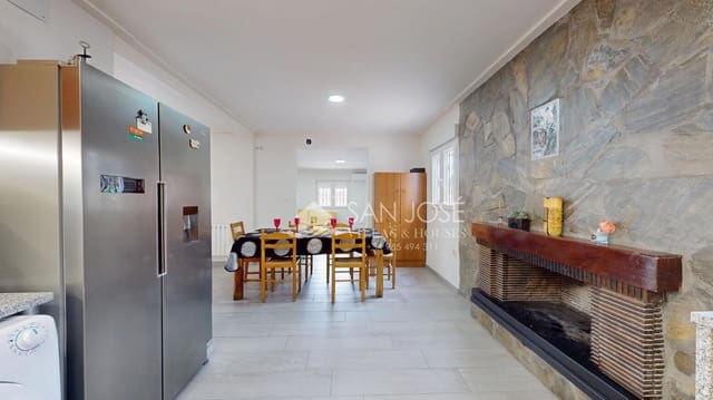 2 chambre Villa/Maison à vendre à Novelda avec piscine garage - 230 000 € (Ref: 9396243)