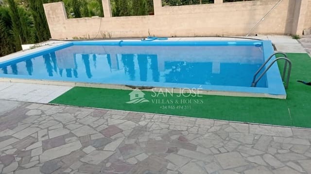 2 chambre Villa/Maison à vendre à Novelda avec piscine garage - 230 000 € (Ref: 9396243)