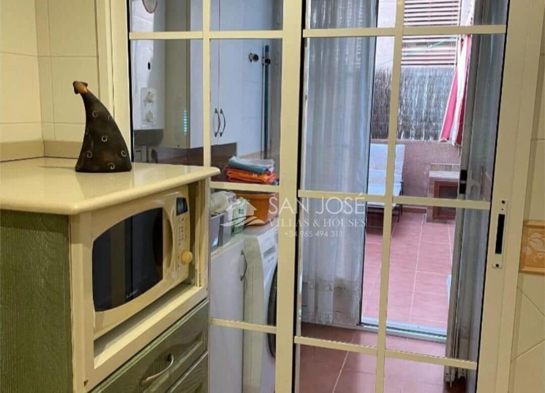 3 soveværelse Lejlighed til salg i Alicante by med swimmingpool garage - € 296.000 (Ref: 9396244)