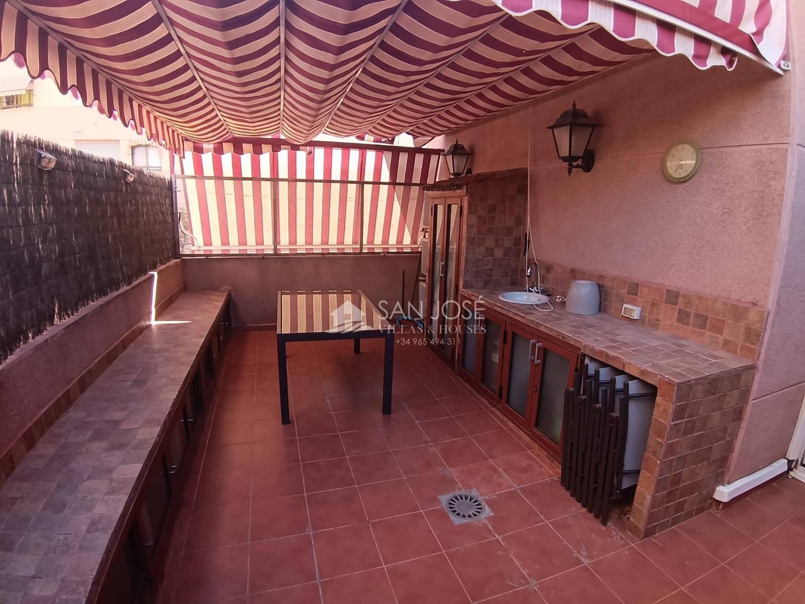 3 soveværelse Lejlighed til salg i Alicante by med swimmingpool garage - € 296.000 (Ref: 9396244)