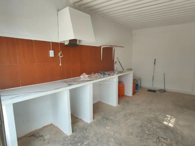 3 bedroom Villa for rent in Hondón de las Nieves with garage - € 1,200 (Ref: 9396246)