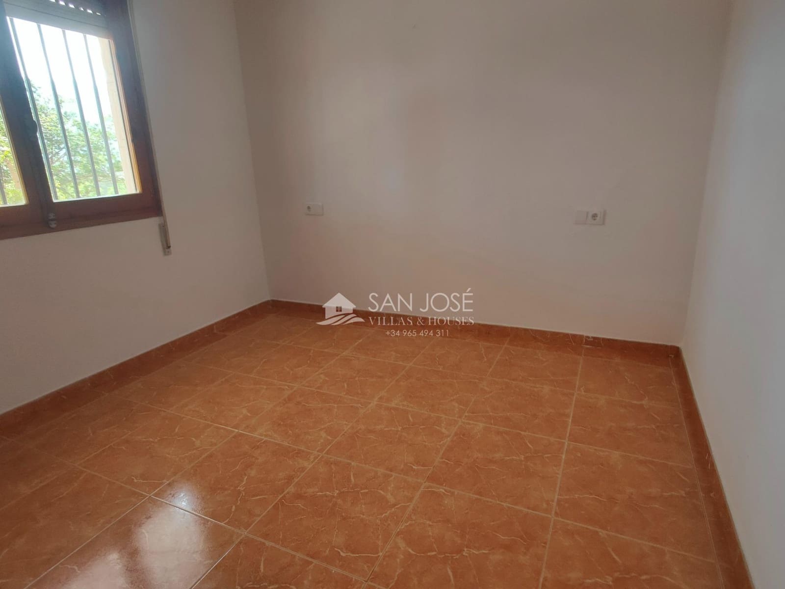 3 bedroom Villa for rent in Hondon de las Nieves with garage - € 1,200 (Ref: 9396246)