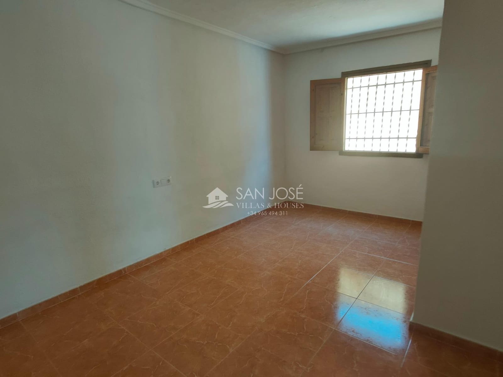3 bedroom Villa for rent in Hondon de las Nieves with garage - € 1,200 (Ref: 9396246)