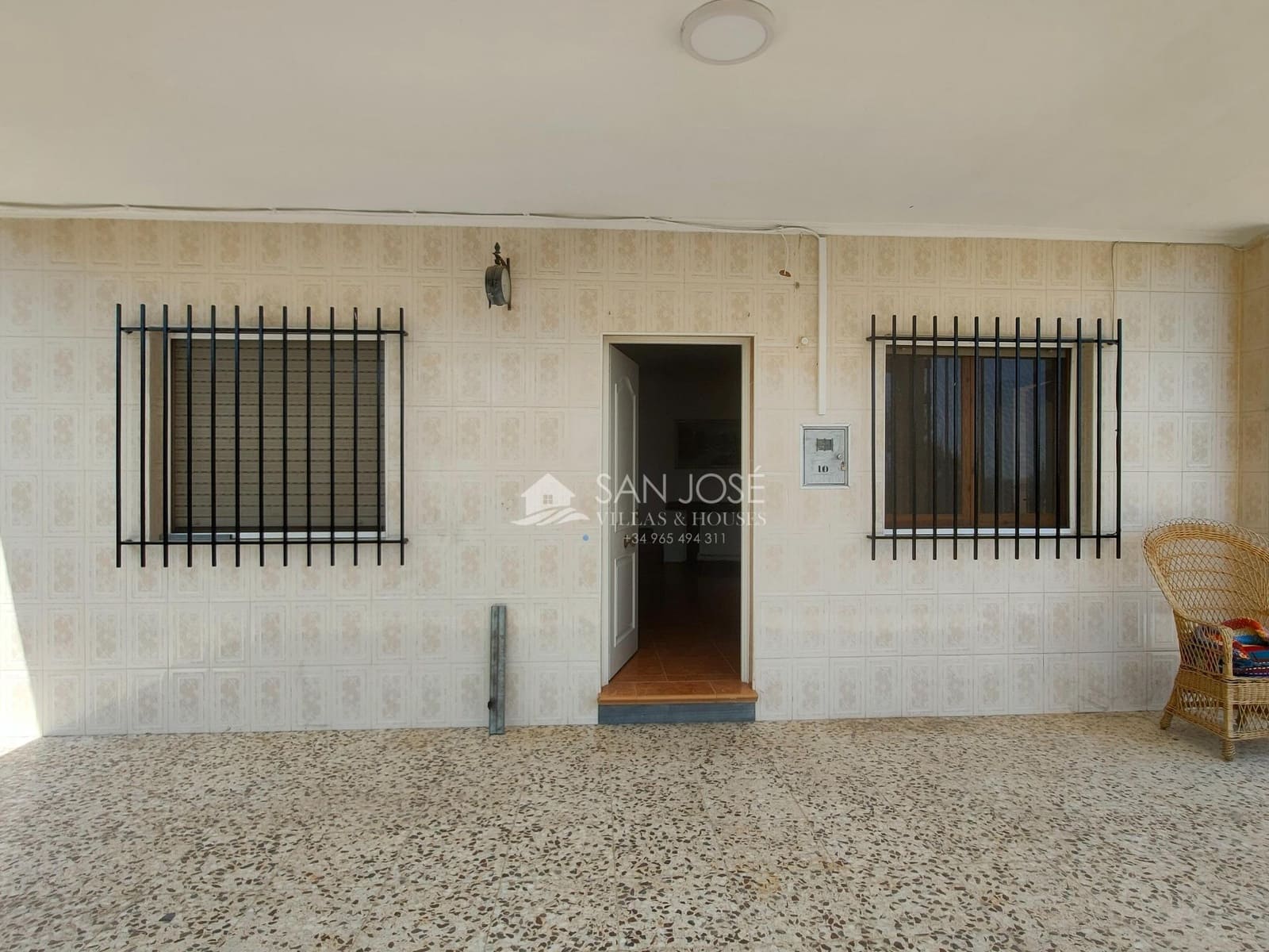 3 bedroom Villa for rent in Hondon de las Nieves with garage - € 1,200 (Ref: 9396246)
