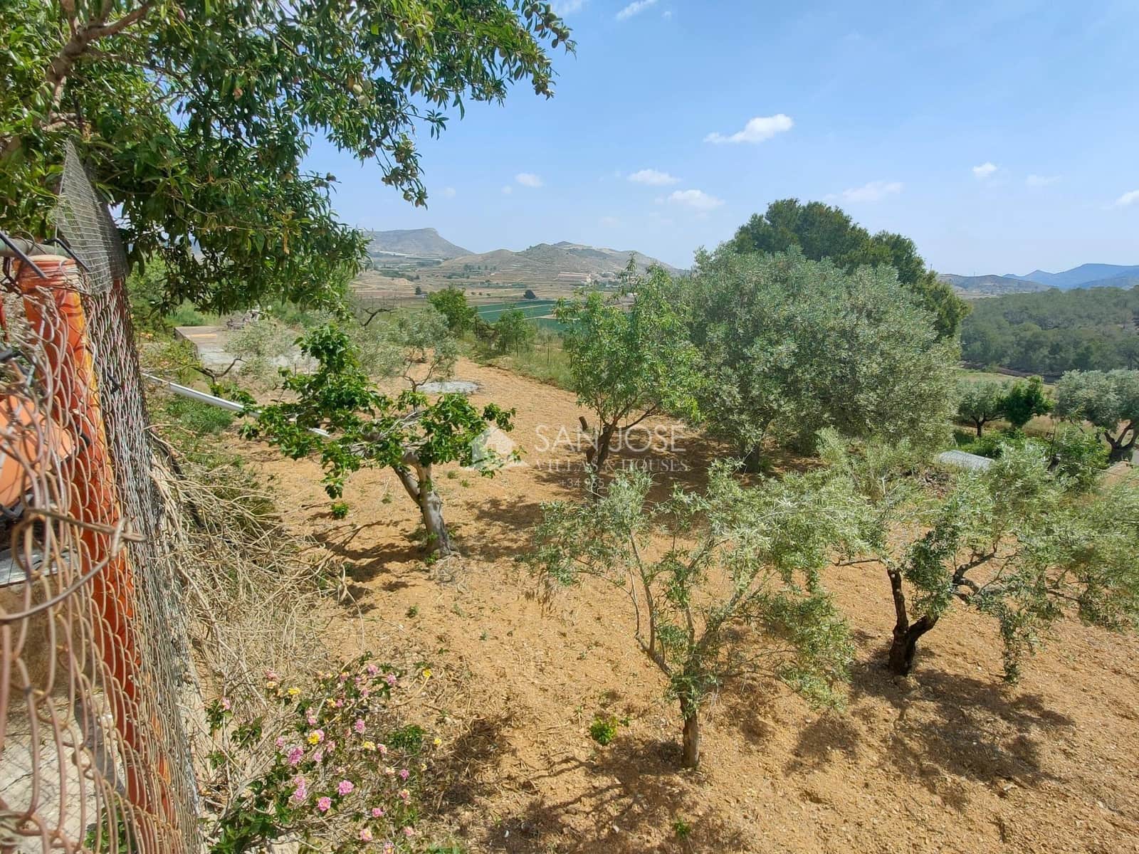 3 bedroom Villa for rent in Hondon de las Nieves with garage - € 1,200 (Ref: 9396246)