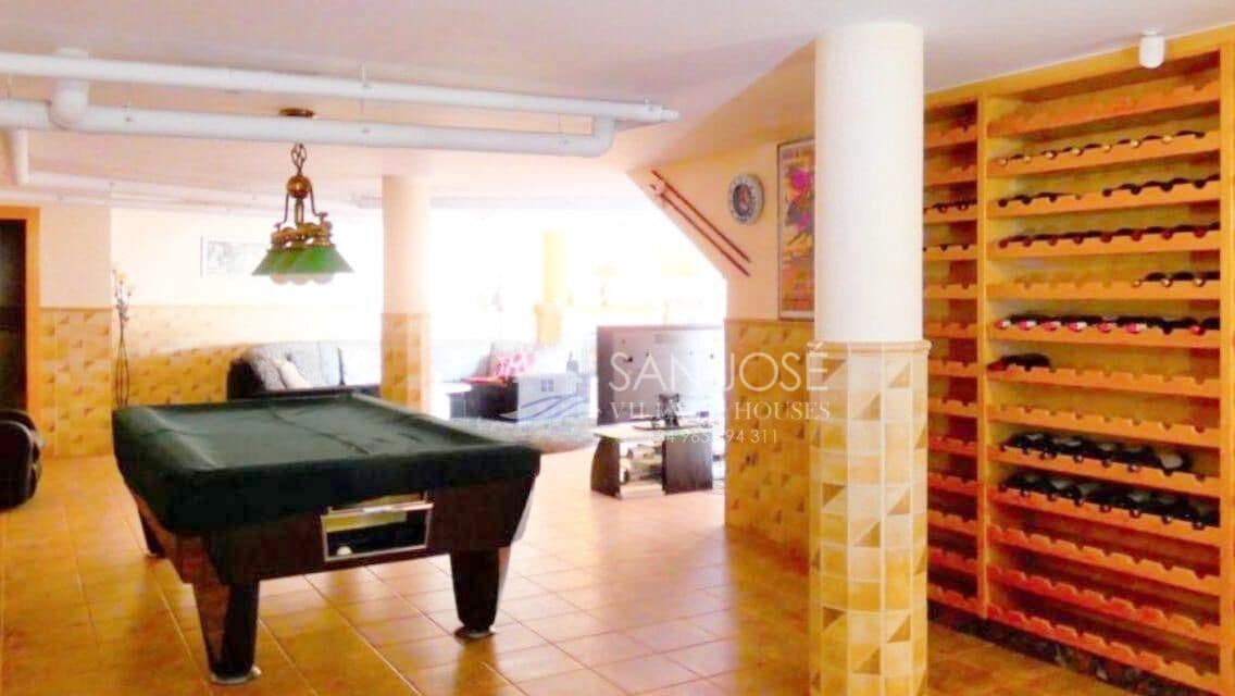 4 sovrum Villa till salu i Pinoso - 590 000 € (Ref: 9400834)