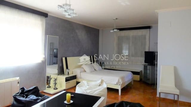 4 sovrum Villa till salu i Pinoso - 590 000 € (Ref: 9400834)