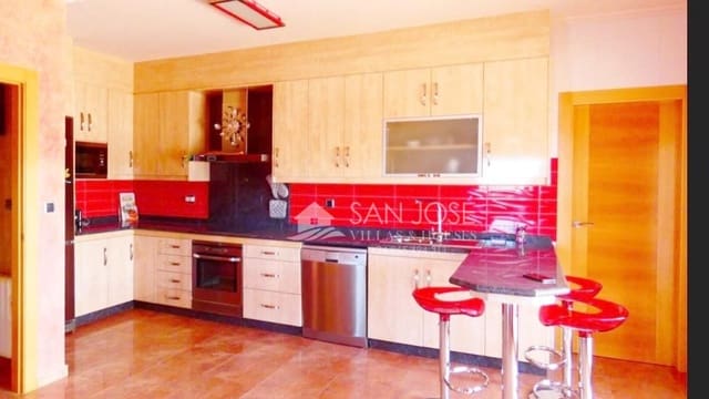 4 sovrum Villa till salu i Pinoso - 590 000 € (Ref: 9400834)