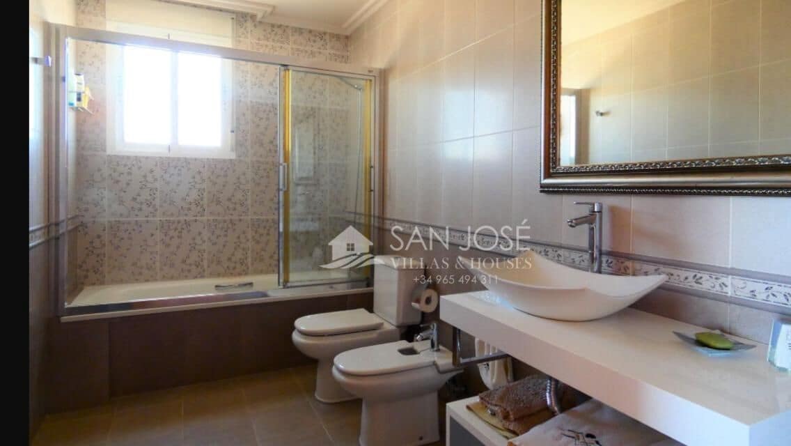 4 sovrum Villa till salu i Pinoso - 590 000 € (Ref: 9400834)