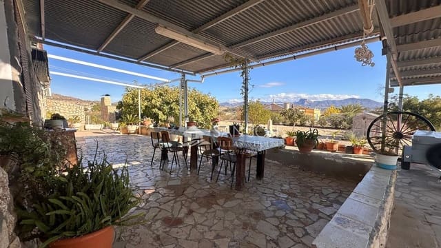 4 slaapkamer Villa te koop in Monóvar / Monóver met zwembad - € 286.335 (Ref: 9413981)