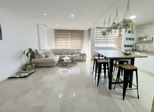 Piso de 3 habitaciones en Elche / Elx en venta - 208.000 € (Ref: 9436103)