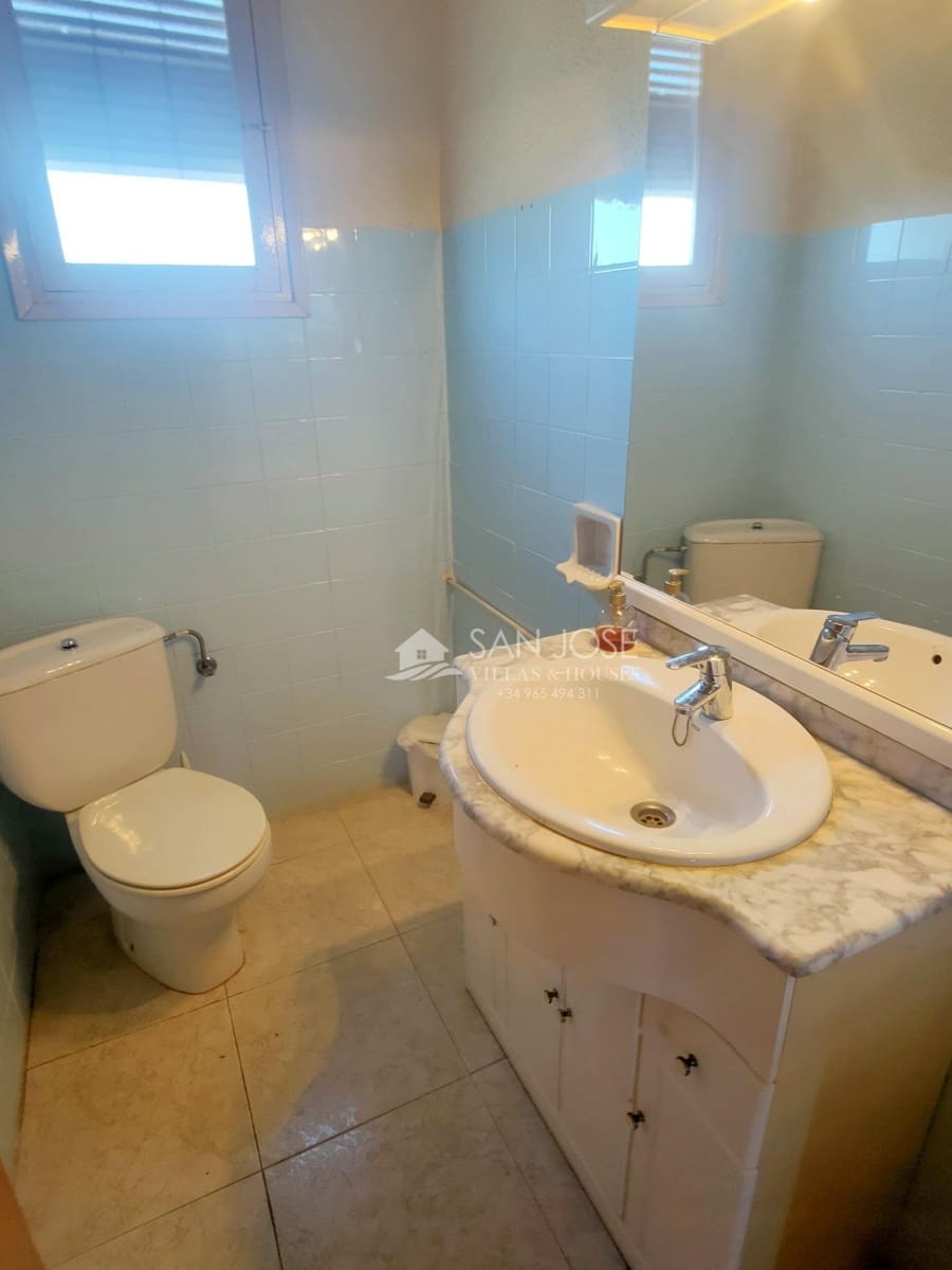 Villa/Maison de 4 chambres à louer à Aspe - 1 000 € (Ref: 9441869)